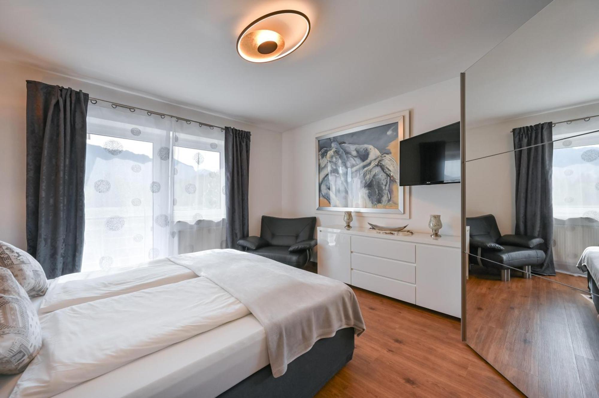 Ferienwohnung Herzstueck Im Haus Schlossblick Fussen Luaran gambar